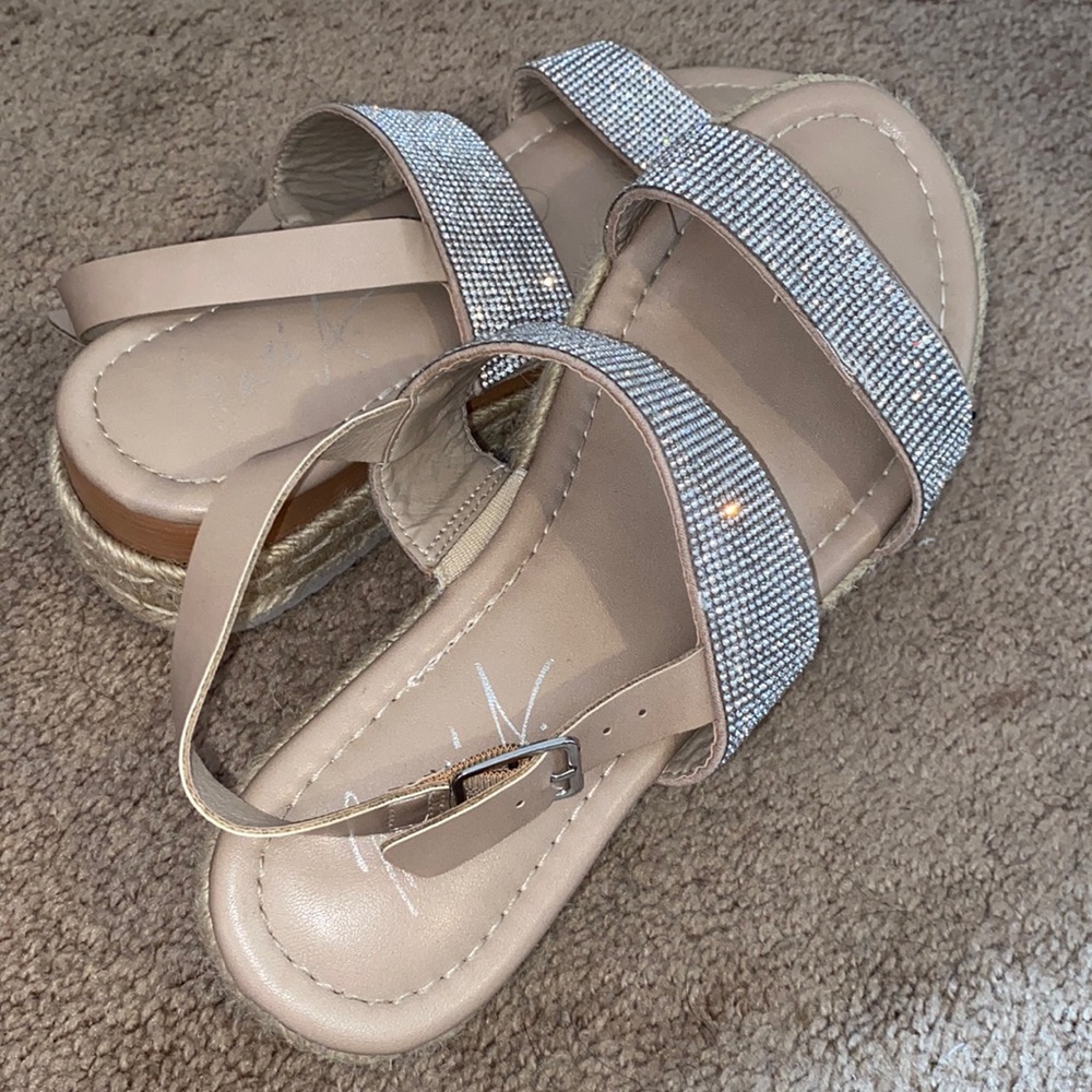 Summer sandals